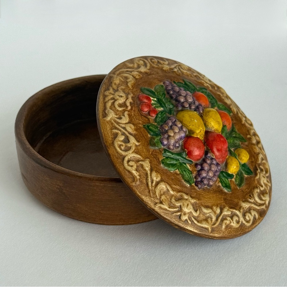 Vintage Sculpted & Hand Painted Ceramic Trinket Box Signed 1983 Fruit Design